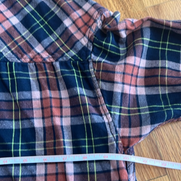 KAVU Pull-Over Lightweight Plaid Shirt, Size Medium - Picture 8 of 8